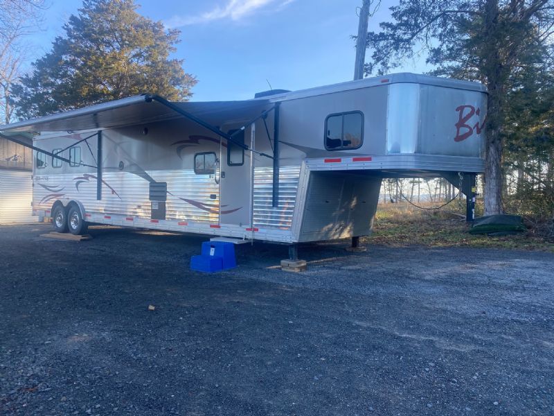 Used Horse Trailers for Sale