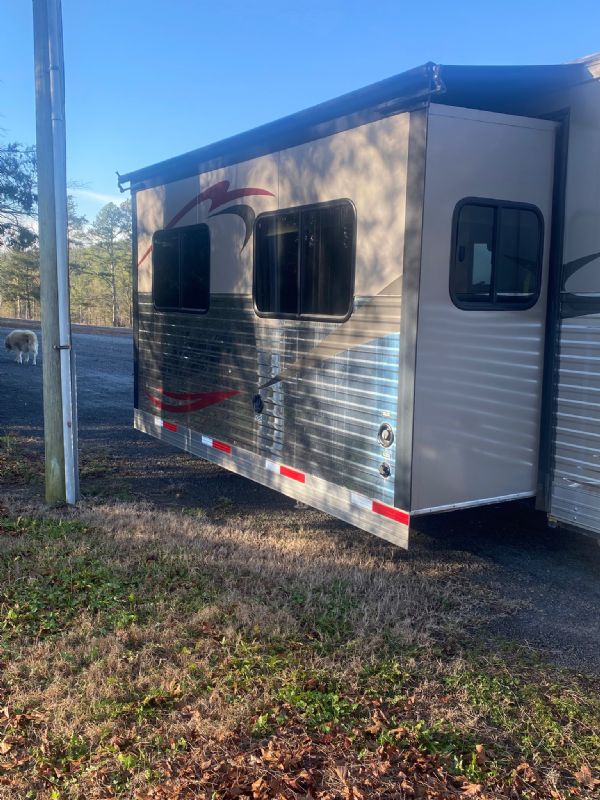 Used Horse Trailers for Sale