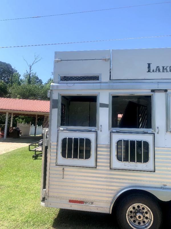 Used Horse Trailers for Sale