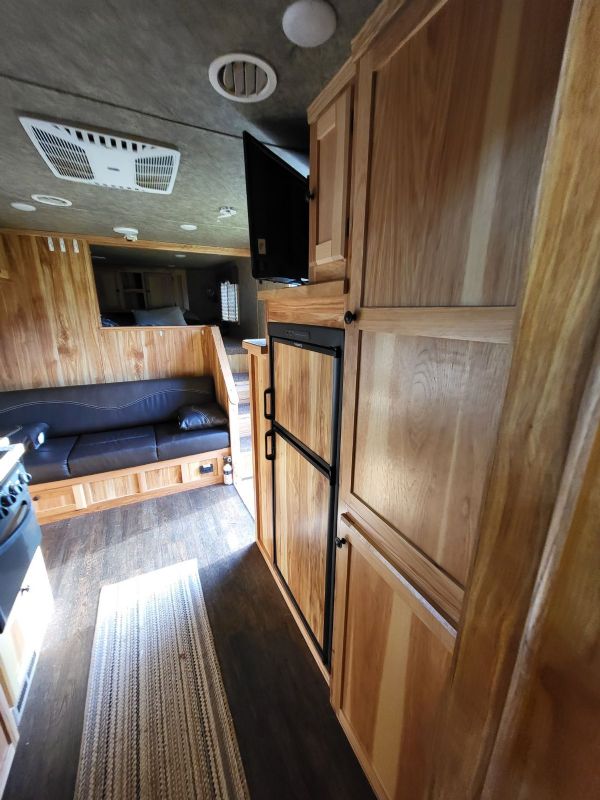 Used Horse Trailers for Sale