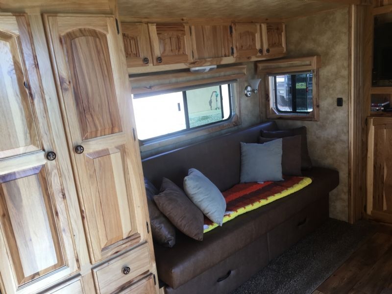 Used Horse Trailers for Sale