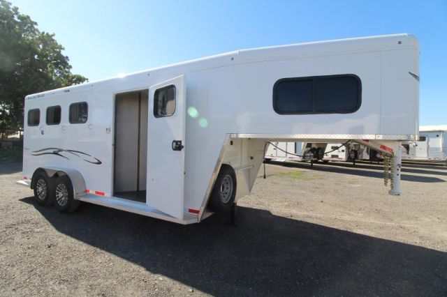 Used Horse Trailers for Sale