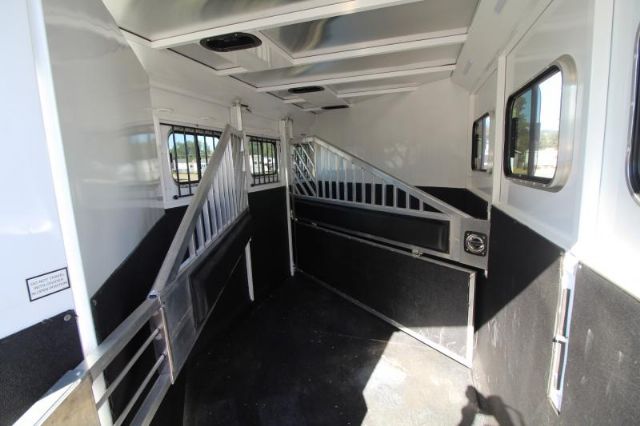 Used Horse Trailers for Sale