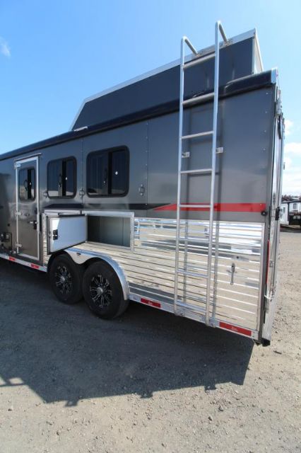 Used Horse Trailers for Sale