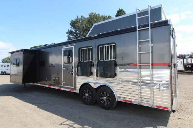 Used Horse Trailers for Sale