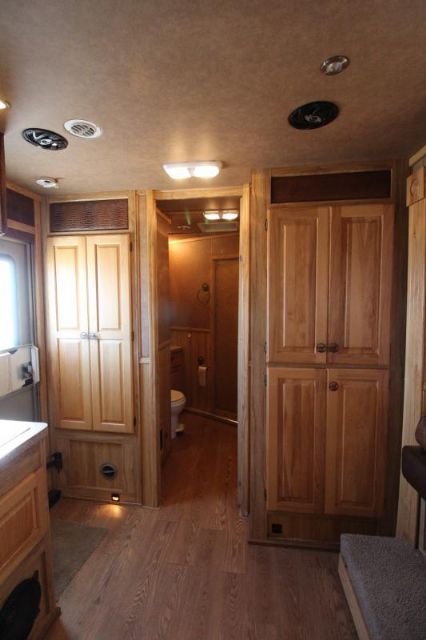 Used Horse Trailers for Sale
