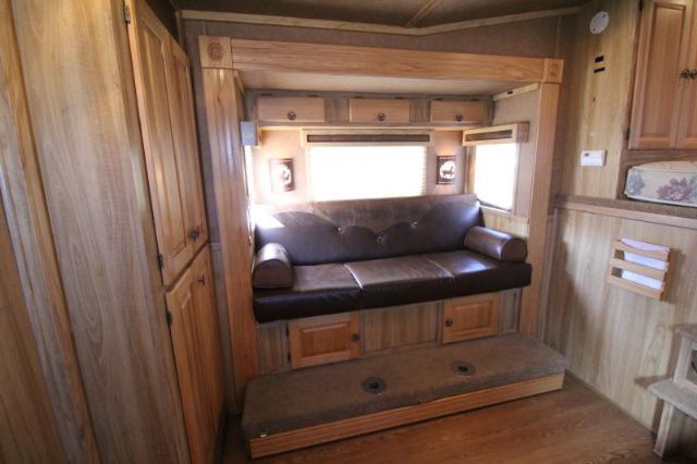 Used Horse Trailers for Sale