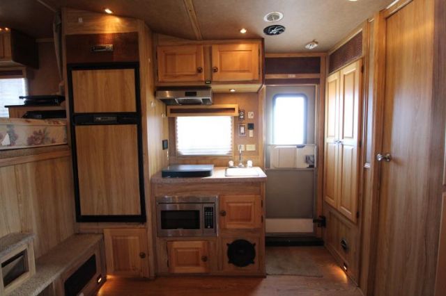 Used Horse Trailers for Sale