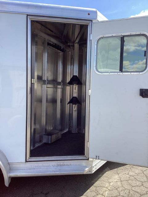 Used Horse Trailers for Sale