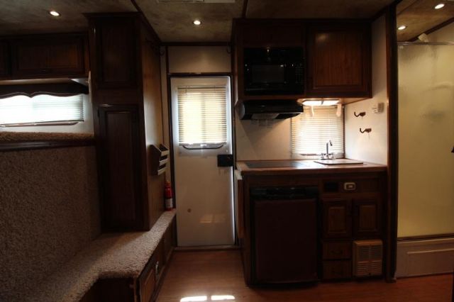 Used Horse Trailers for Sale