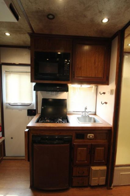 Used Horse Trailers for Sale