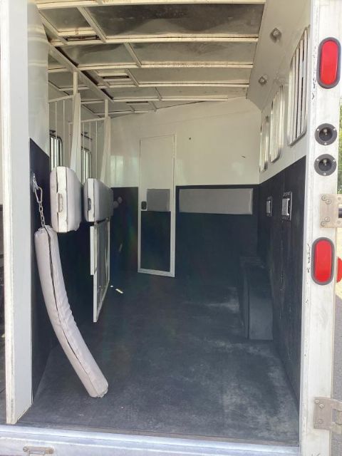 Used Horse Trailers for Sale