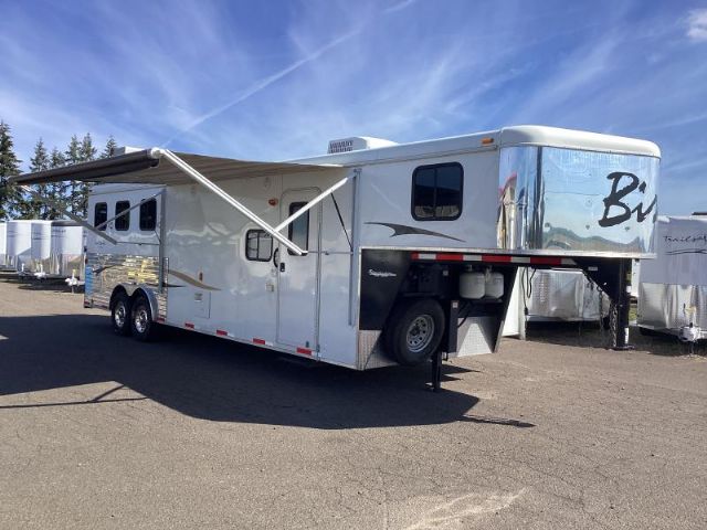 Used Horse Trailers for Sale