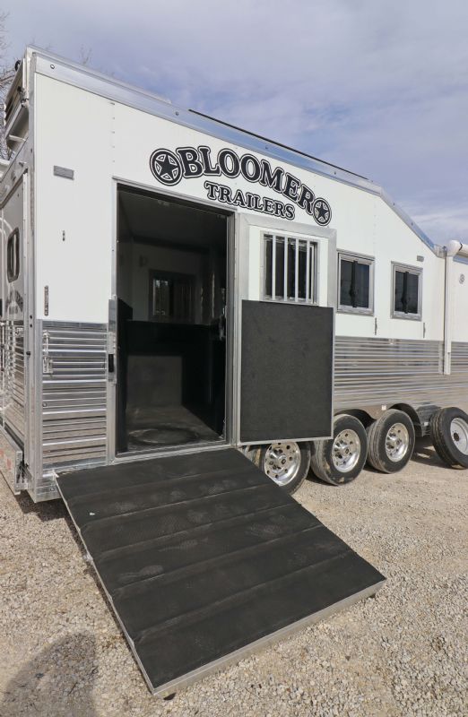 NEW Bloomer Horse Trailer with Living Quarters for Sale Horse