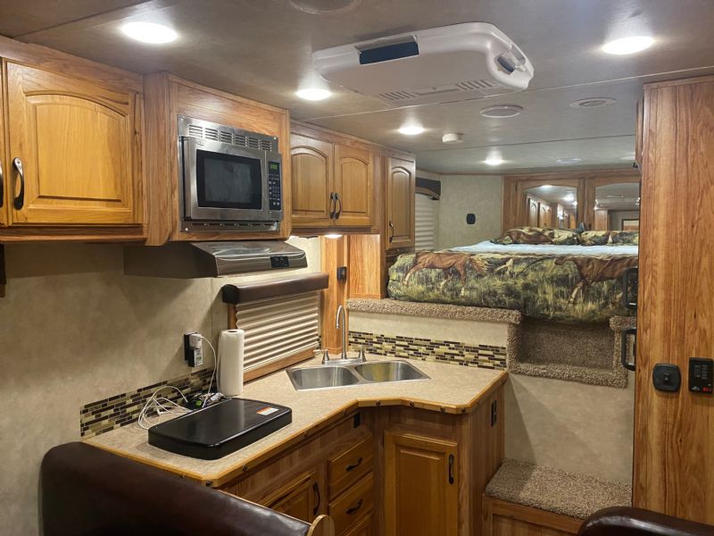 Used Horse Trailers for Sale
