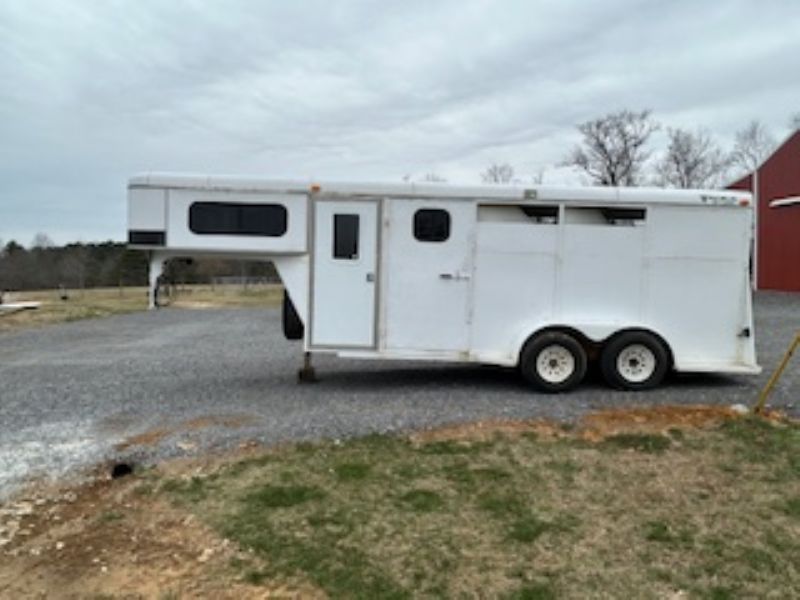 Used Horse Trailers for Sale