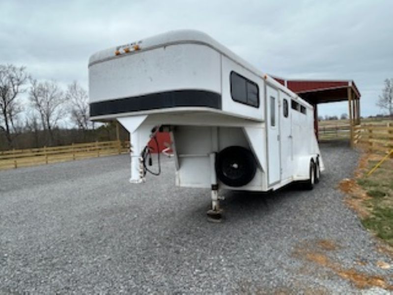 Used Horse Trailers for Sale