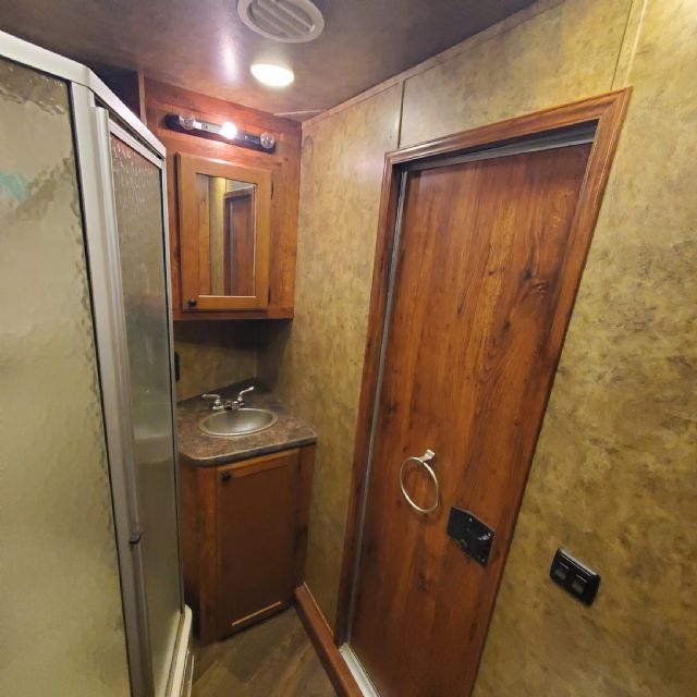Used Horse Trailers for Sale