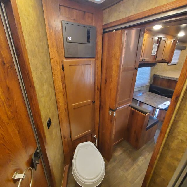 Used Horse Trailers for Sale