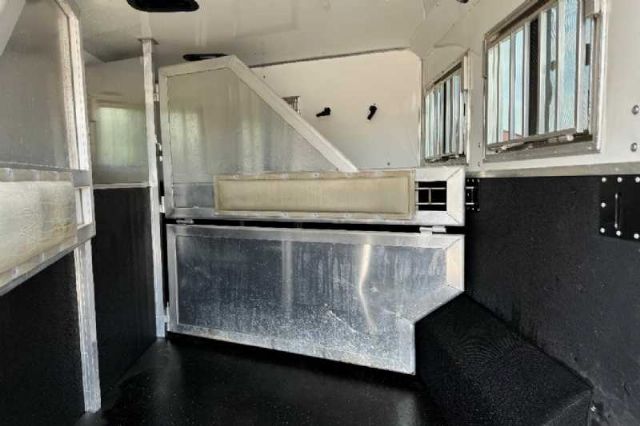 Used Horse Trailers for Sale