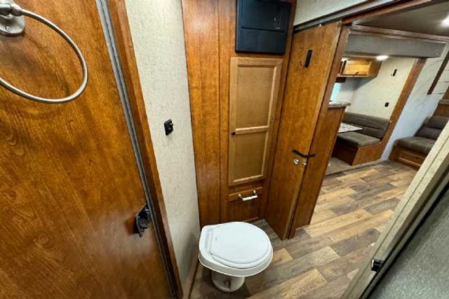 Used Horse Trailers for Sale
