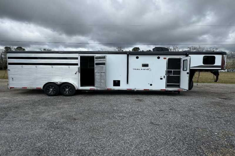 Used Horse Trailers for Sale