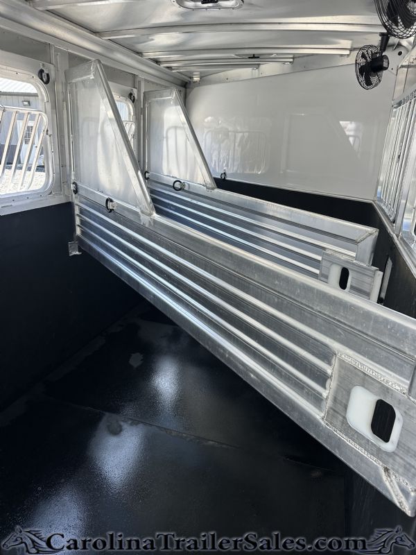 Used Horse Trailers for Sale