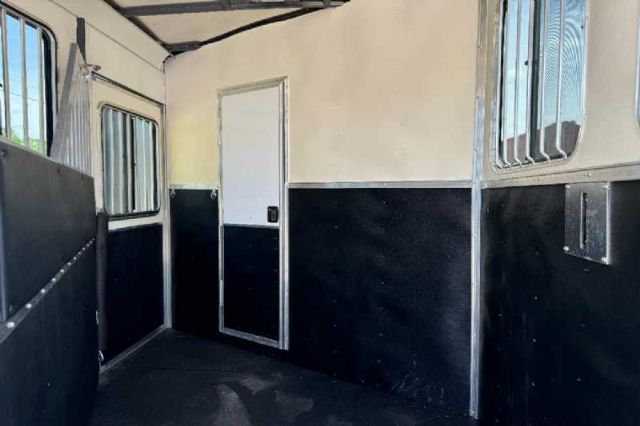 Used Horse Trailers for Sale