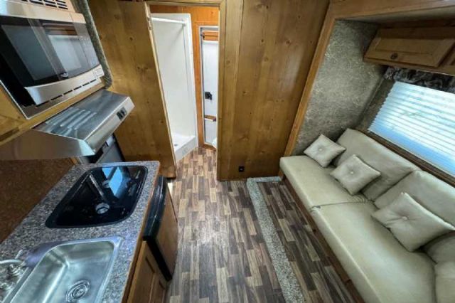 Used Horse Trailers for Sale