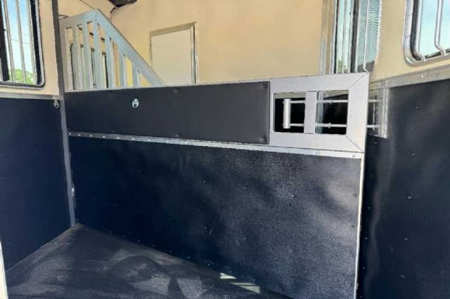 Used Horse Trailers for Sale