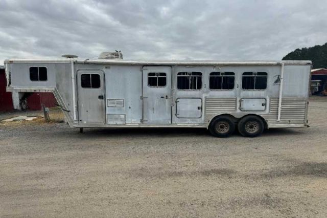 Used Horse Trailers for Sale