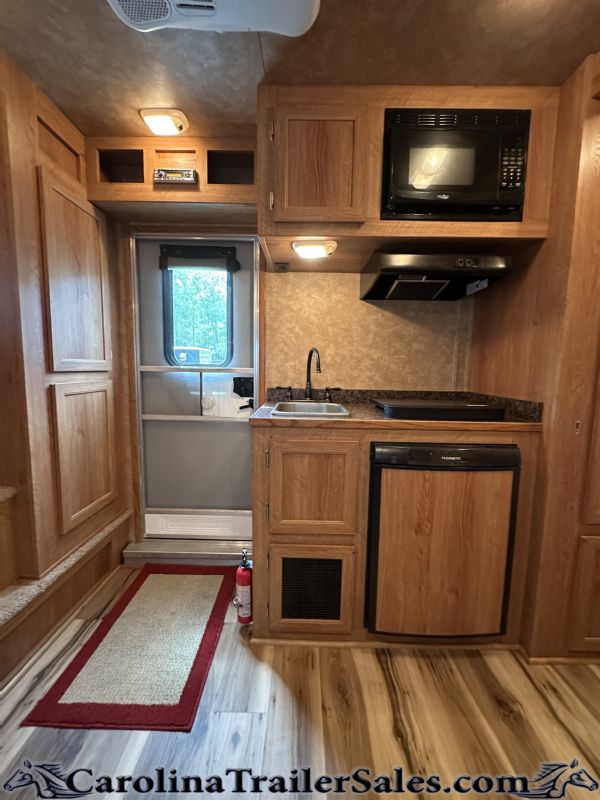 Used Horse Trailers for Sale