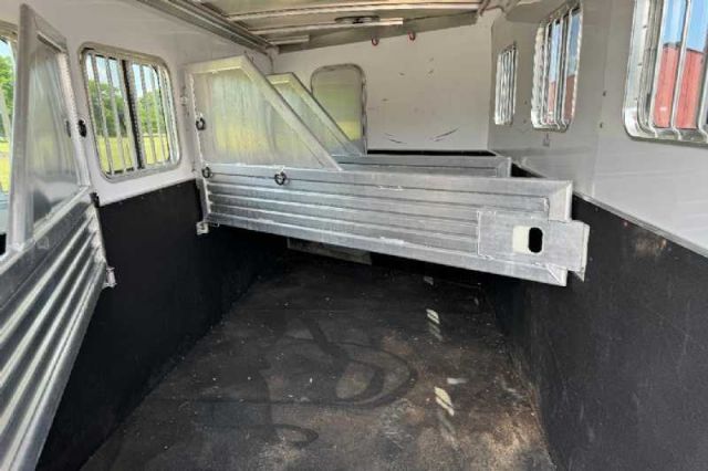 Used Horse Trailers for Sale