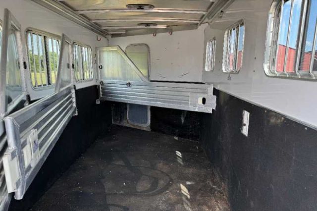 Used Horse Trailers for Sale