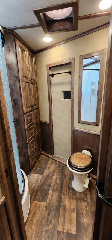 Used Horse Trailers for Sale