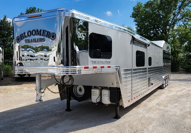 Used Horse Trailers for Sale