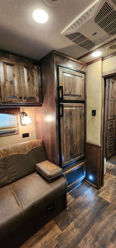 Used Horse Trailers for Sale