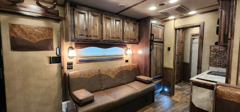 Used Horse Trailers for Sale
