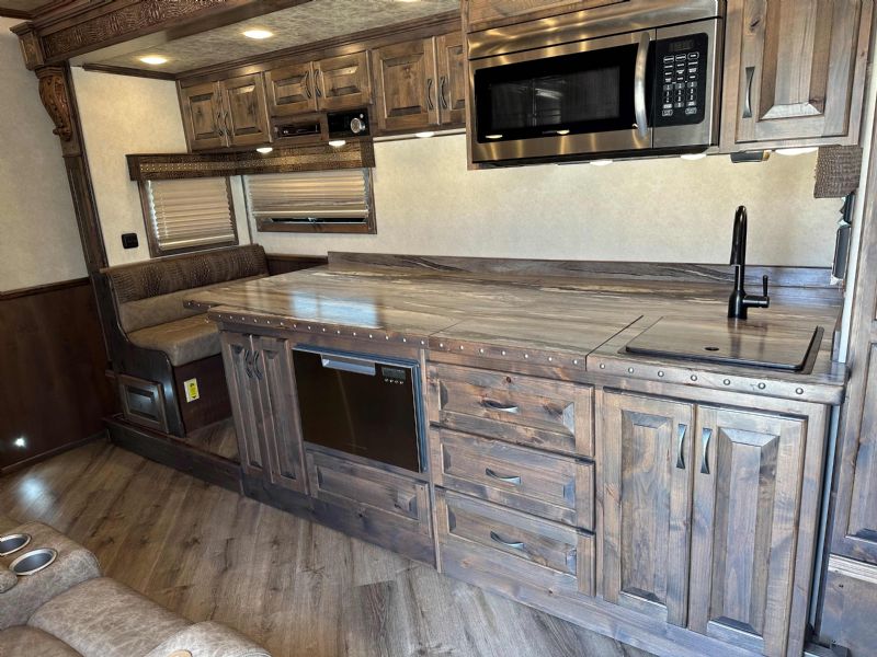 Used Horse Trailers for Sale