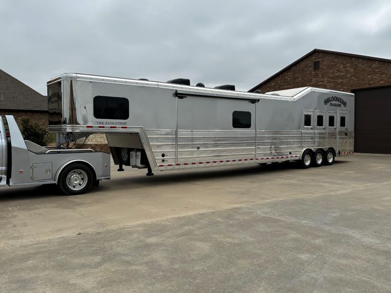 Used Horse Trailers for Sale