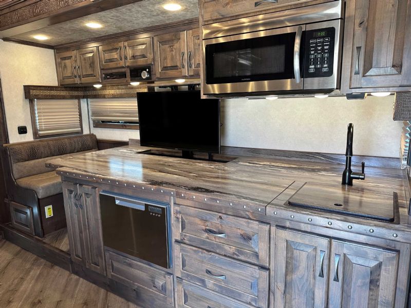 Used Horse Trailers for Sale