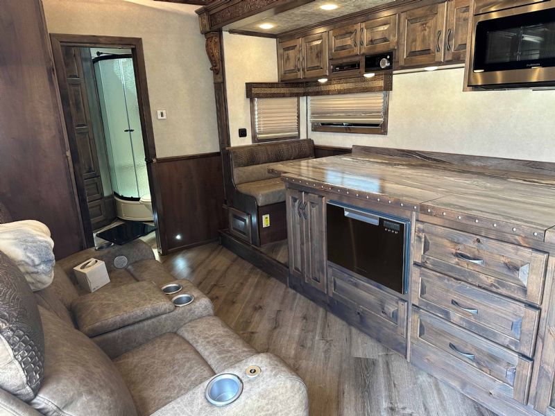 Used Horse Trailers for Sale