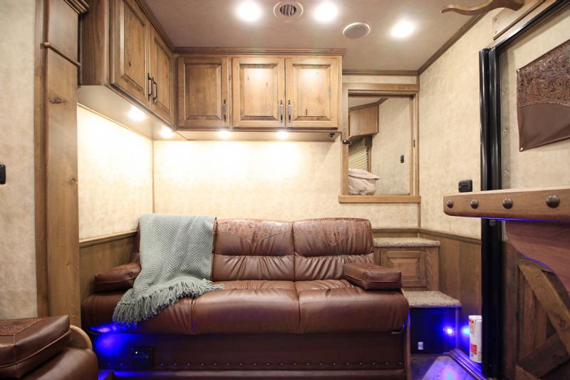 Used Horse Trailers for Sale