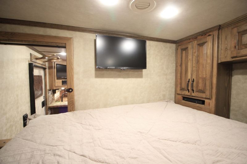 Used Horse Trailers for Sale
