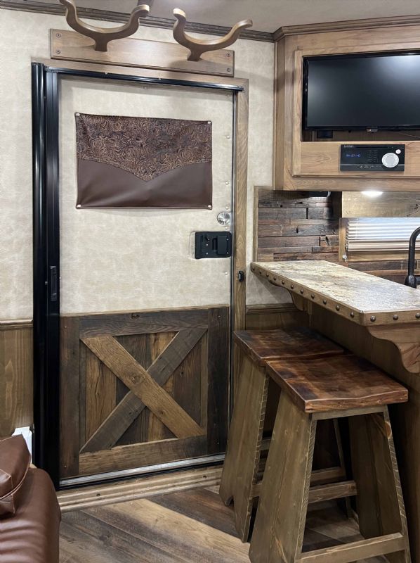 Used Horse Trailers for Sale