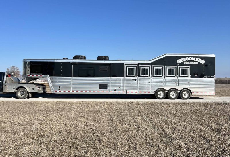 Used Horse Trailers for Sale
