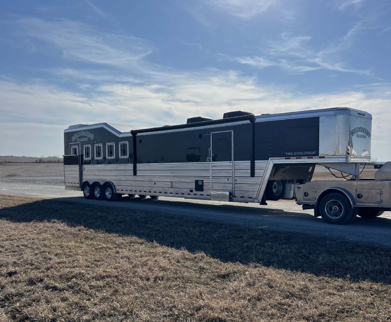 Used Horse Trailers for Sale