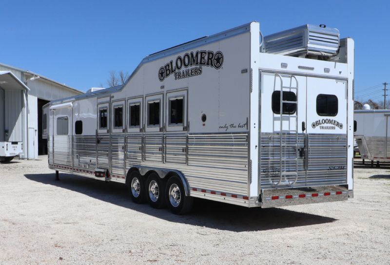 Horse Trailer for sale in MO