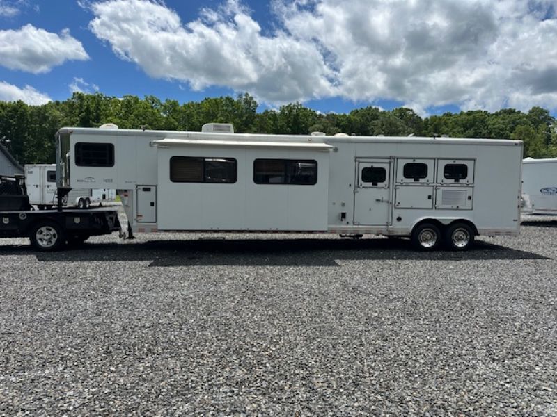Used Horse Trailers for Sale