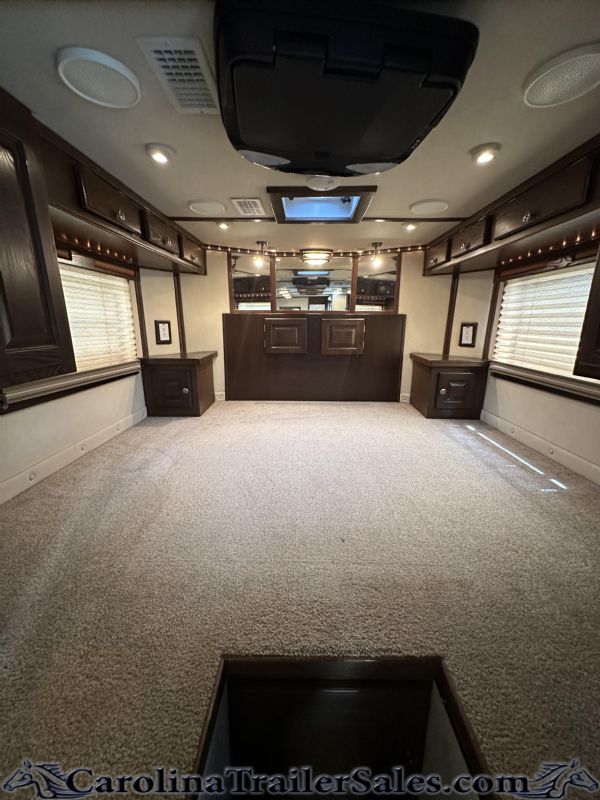 Used Horse Trailers for Sale
